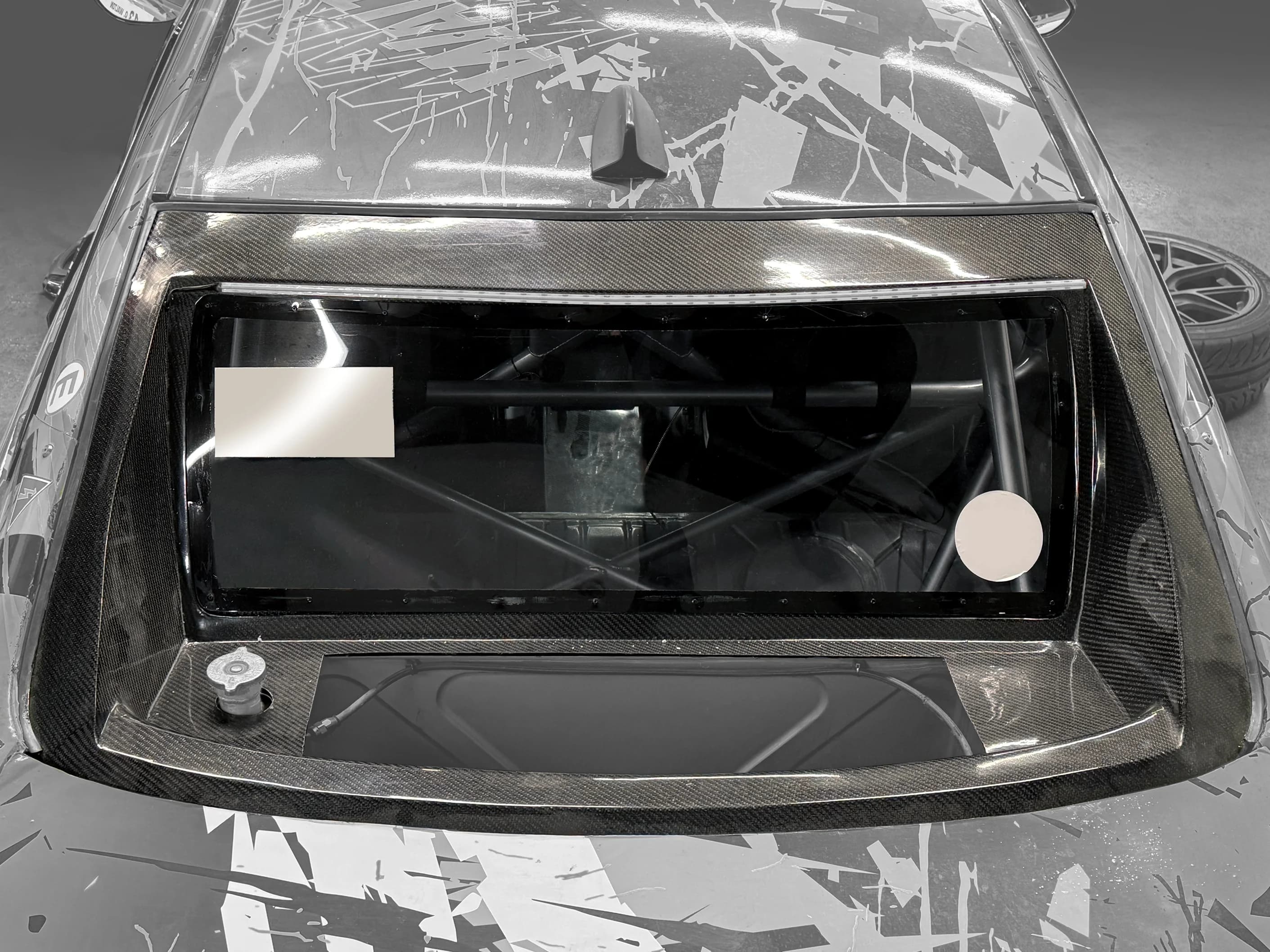 Rear window thumbnail 2