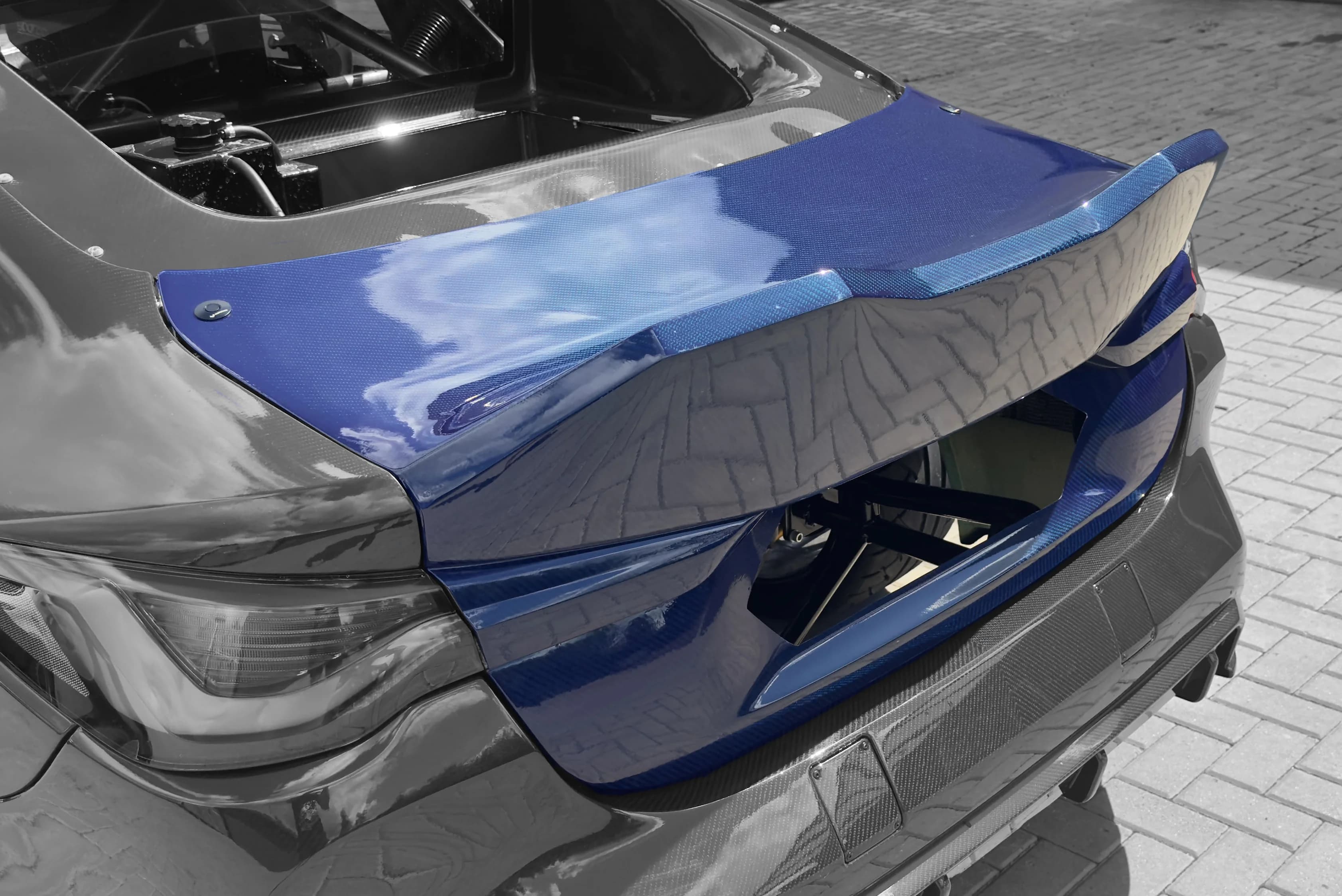 Rear bonnet A 1