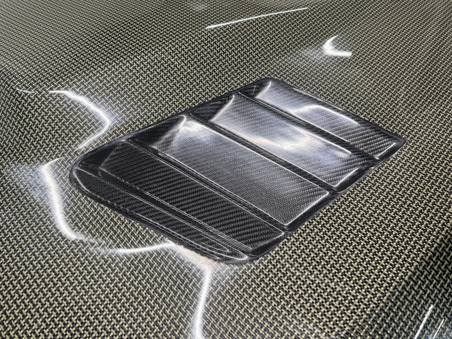 Front hood thumbnail 9