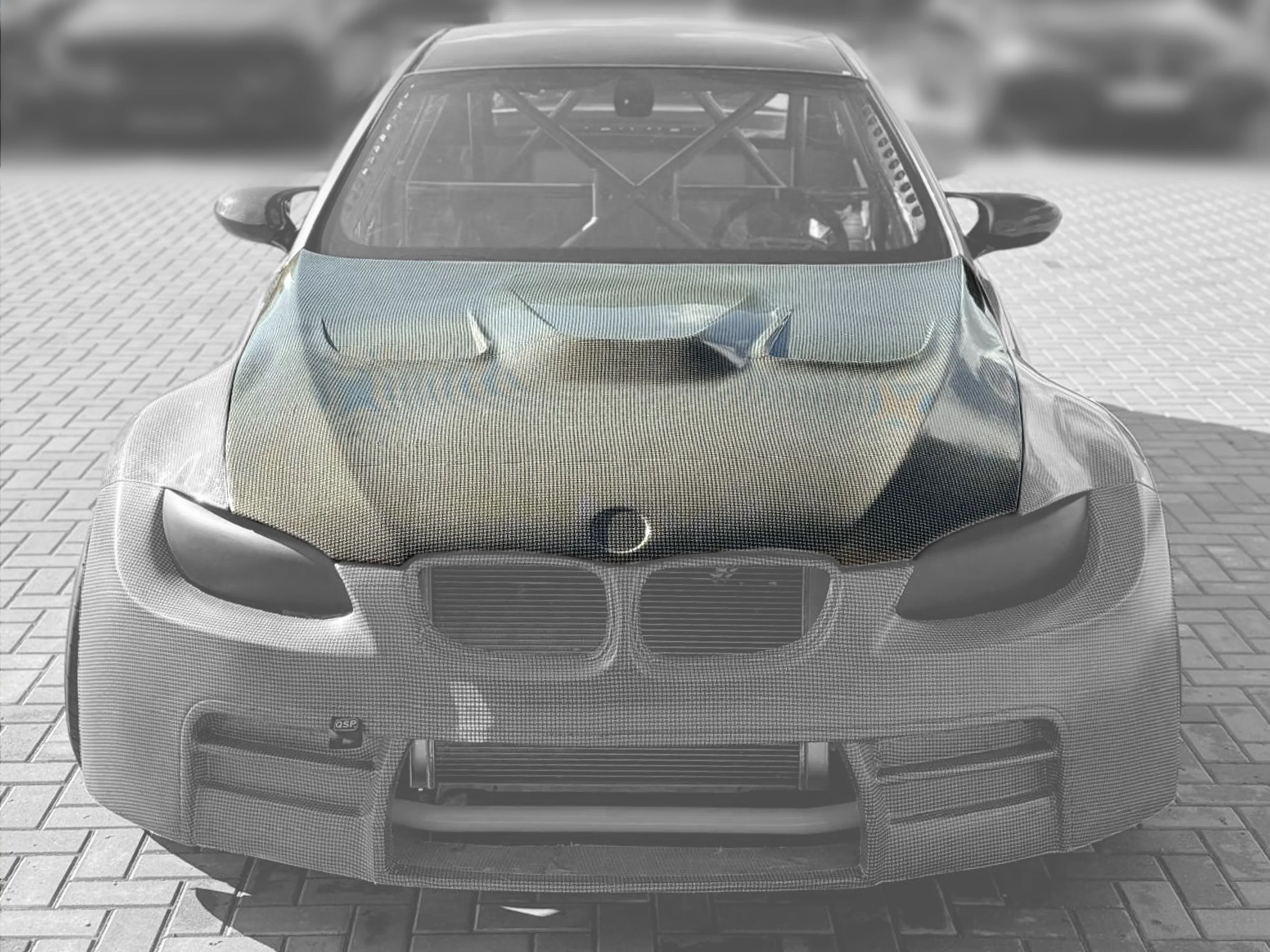 Front hood - Image 1