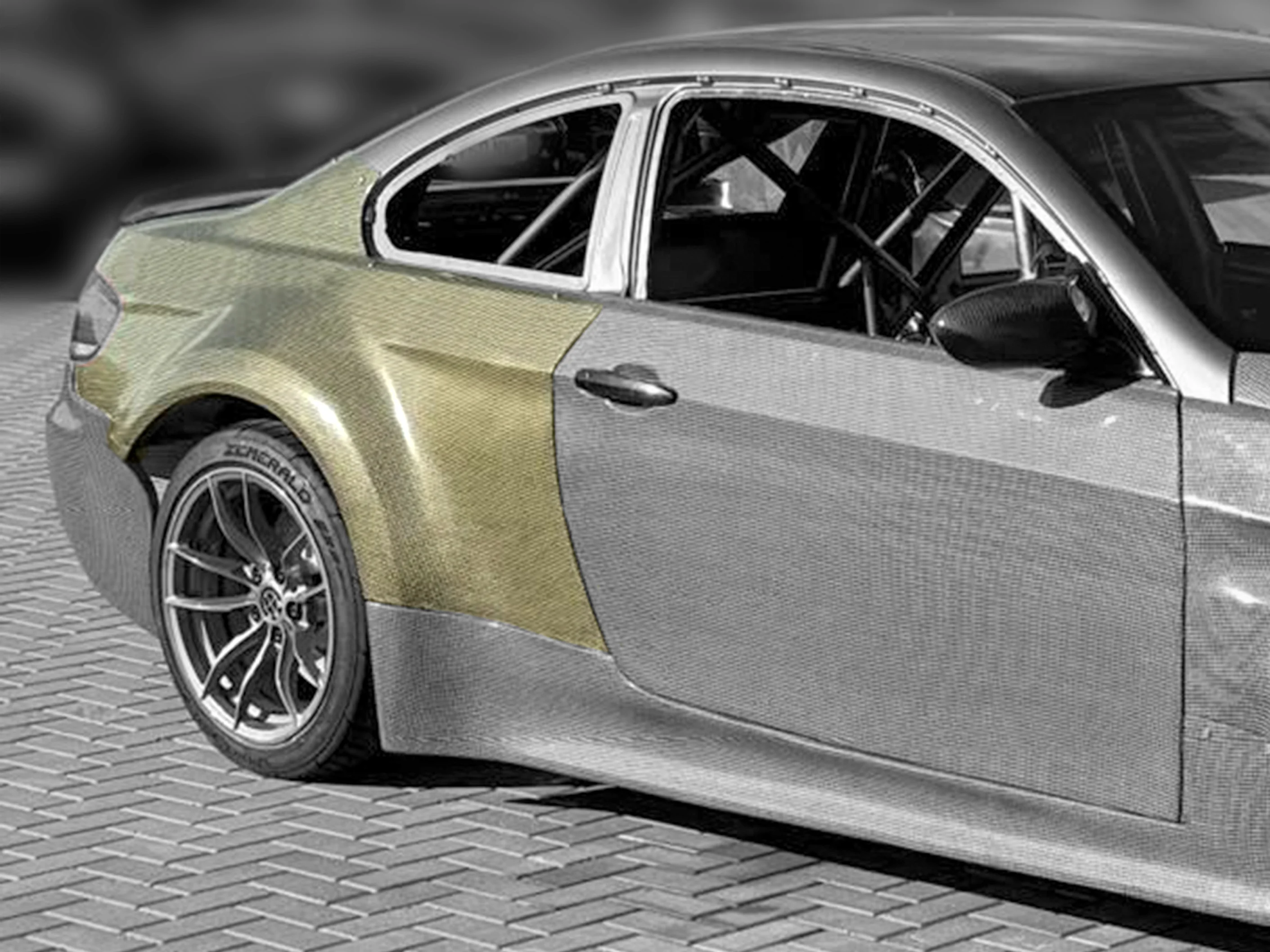 Rear fender Right - Image 1