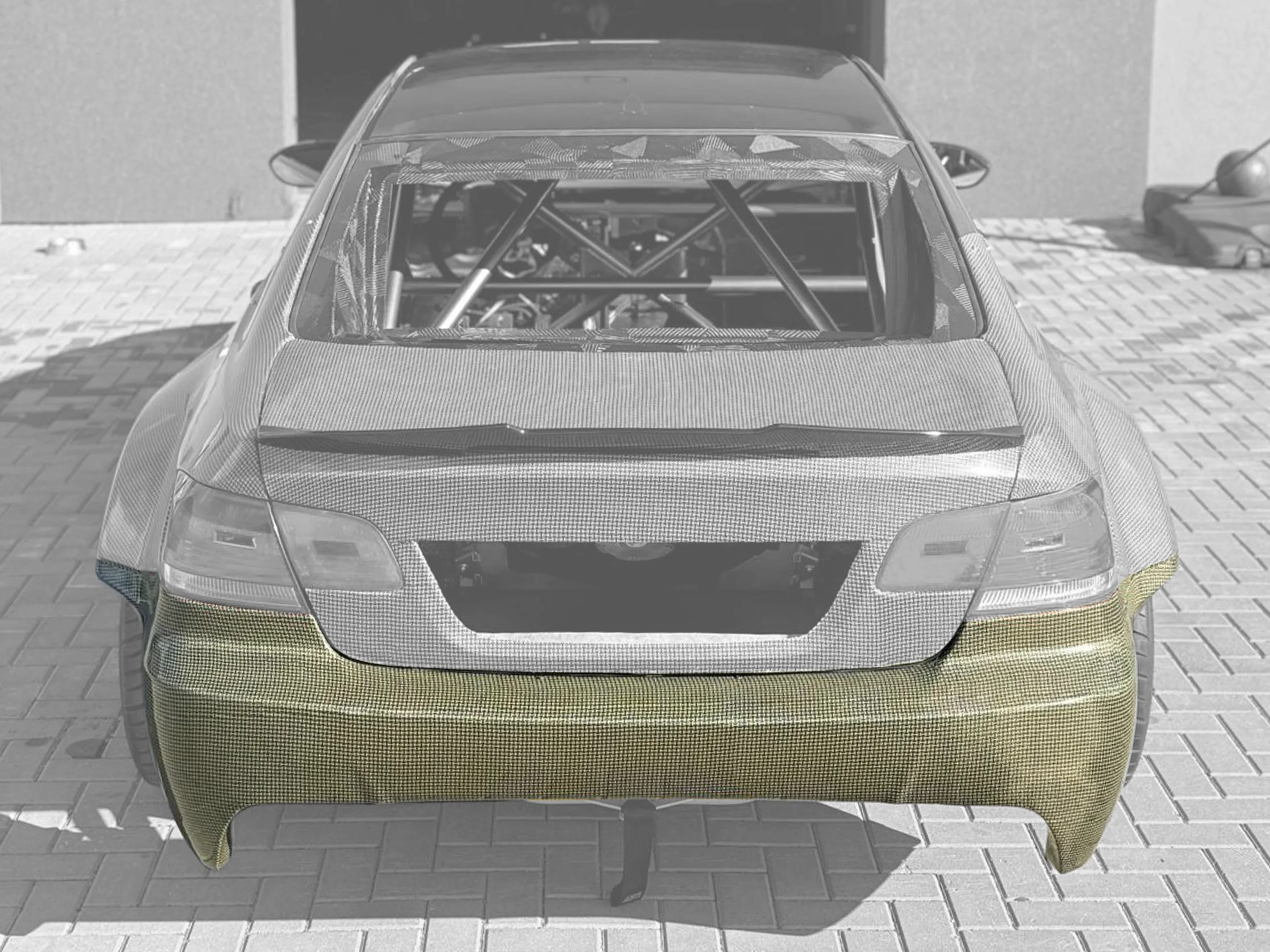 Rear bumper - Image 1