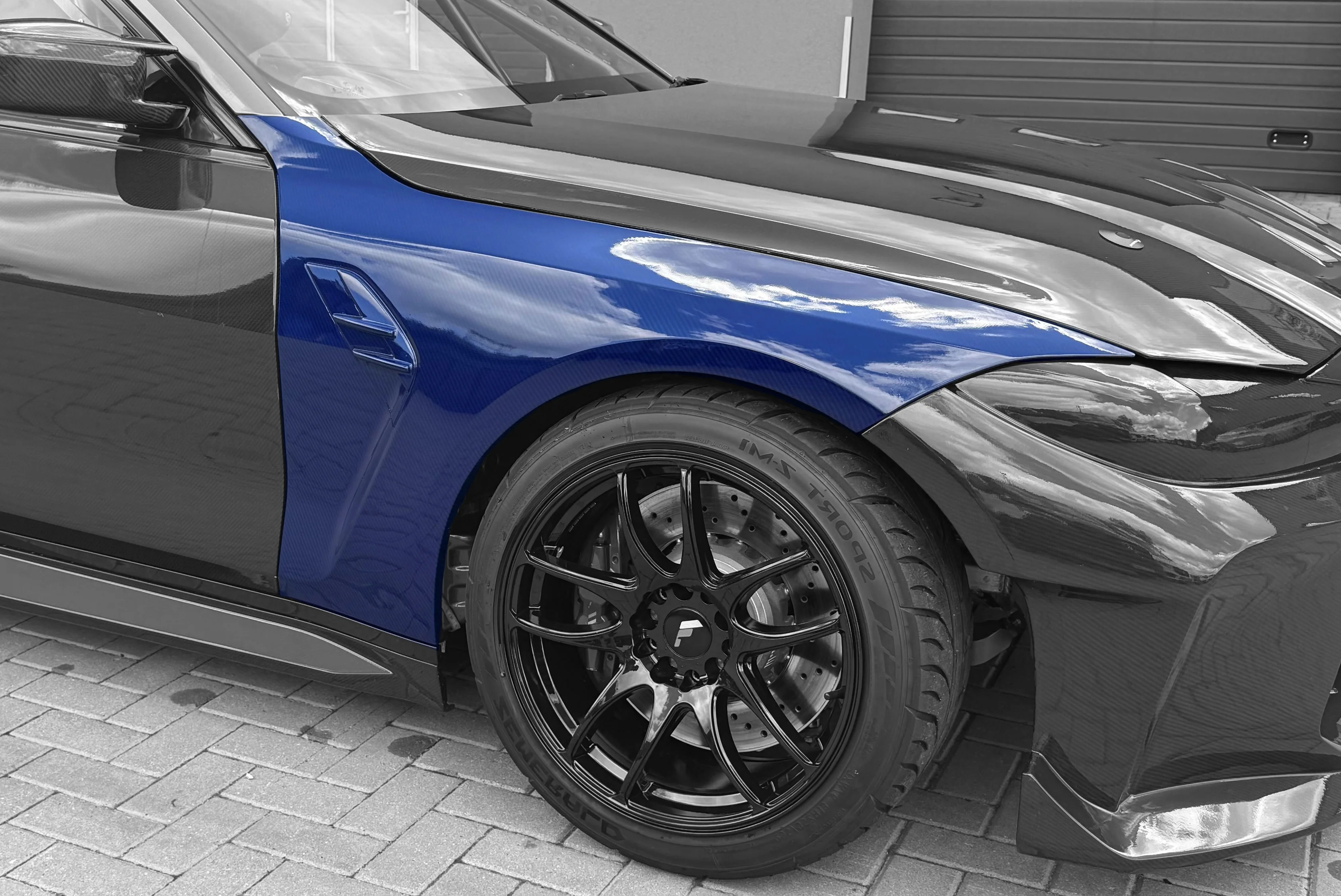 Front Right Fender - Image 1