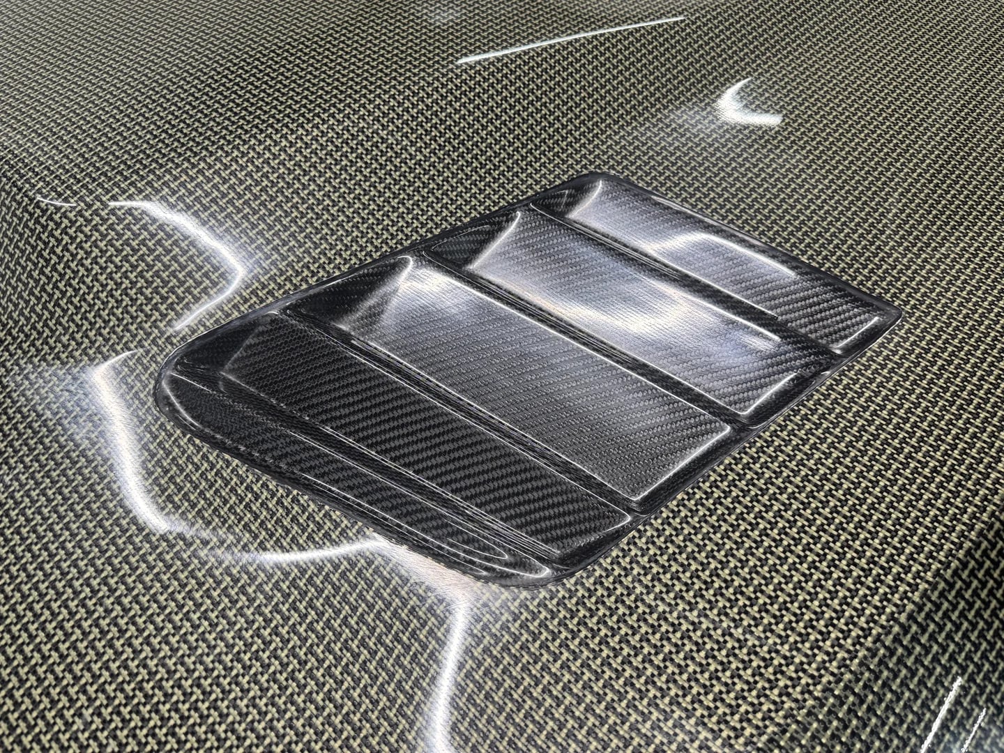 Front hood - Image 9